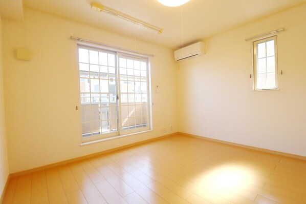 エレガンテ カーサの物件内観写真